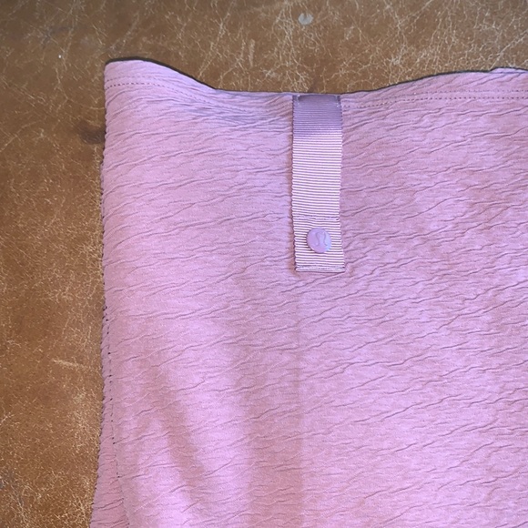 Brand new Lululemon customizable scarf! - Picture 2 of 9